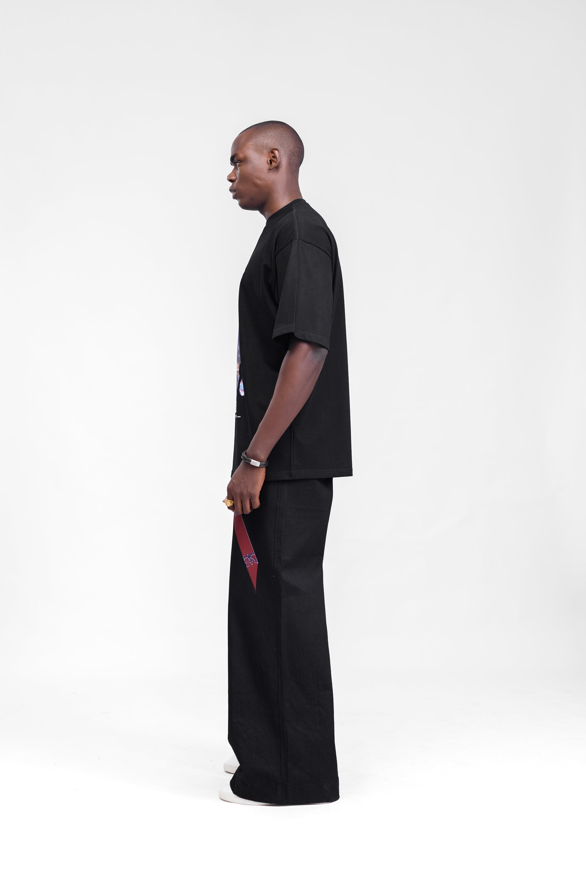 Broken Culture Tee in Black
