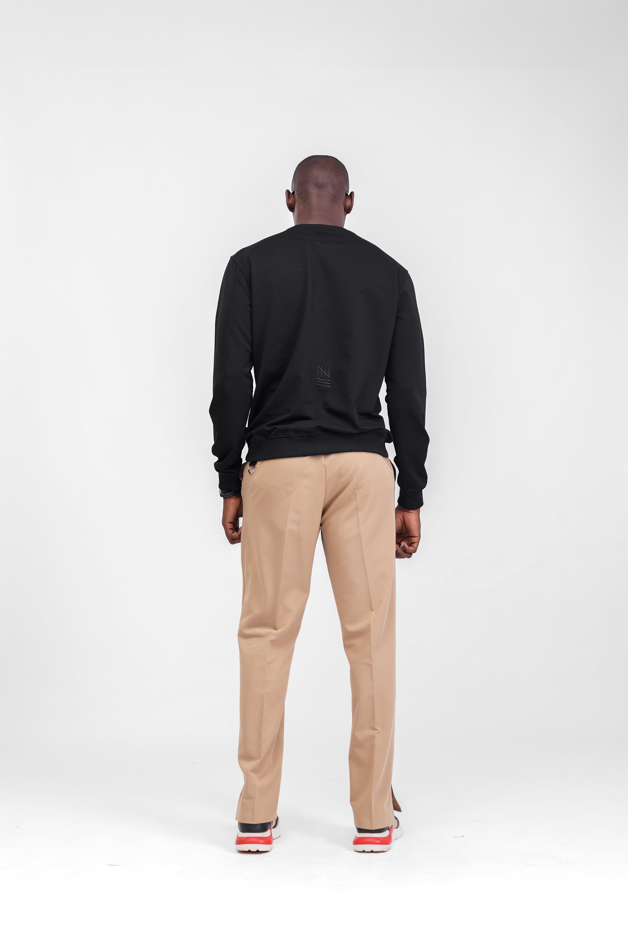 NACK Classic Sweat Top in Black