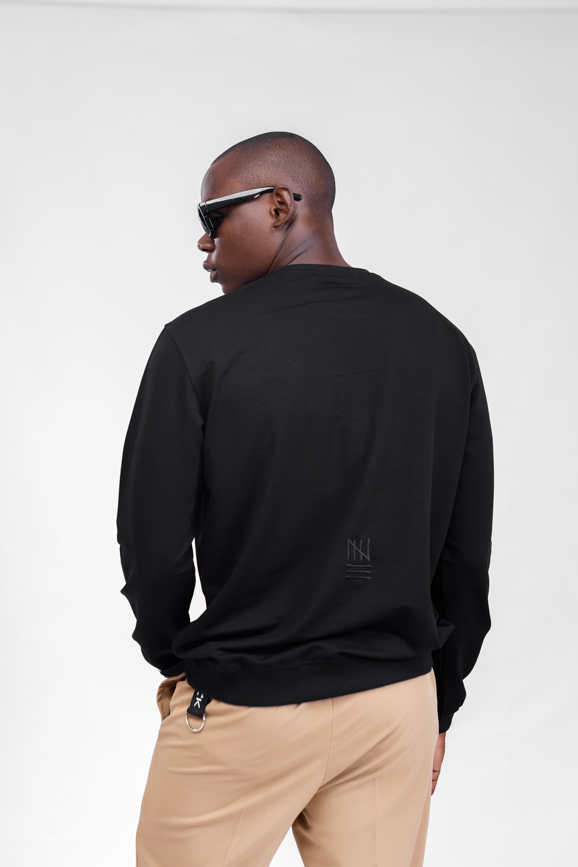 NACK Classic Sweat Top in Black
