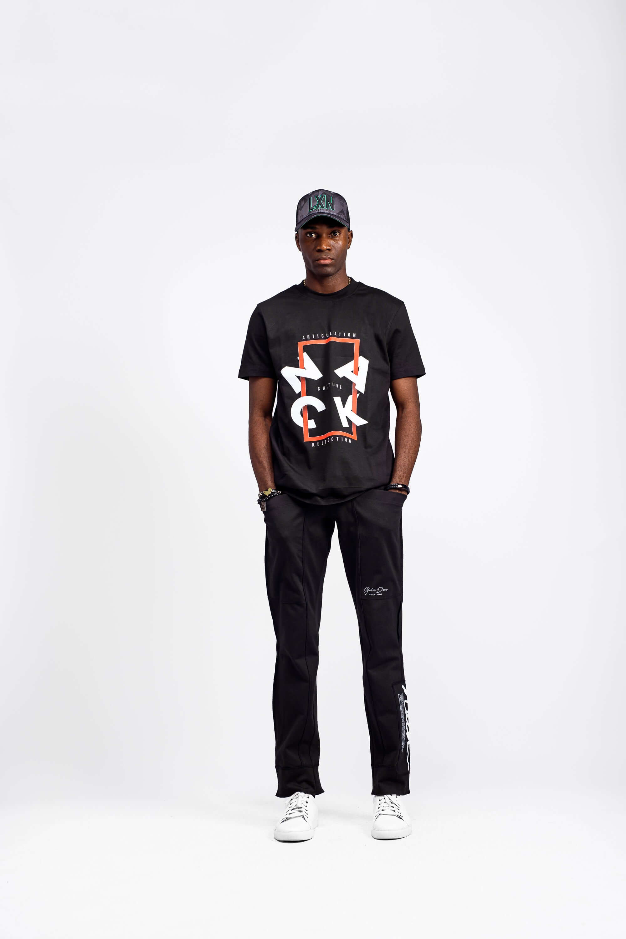 Infusion Tee in Black -