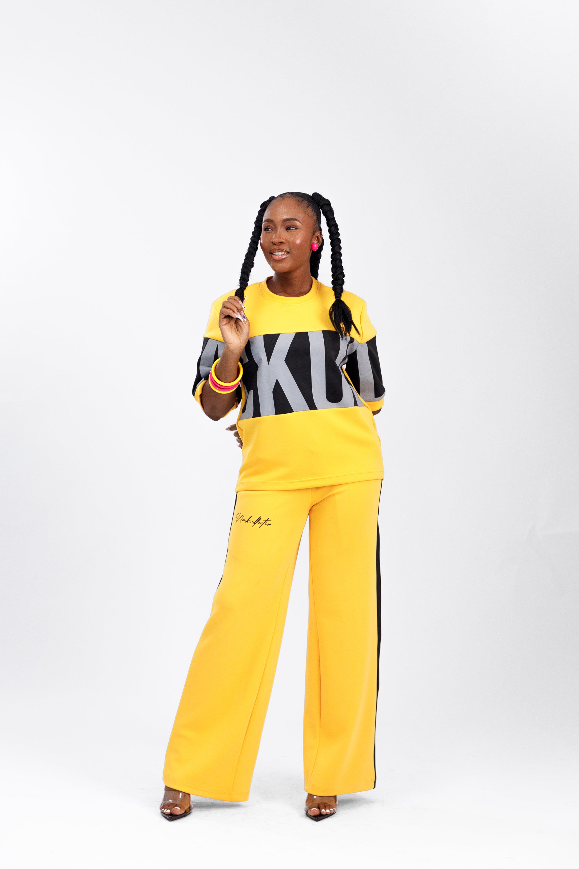 NACK Holiday Fit in Yellow & Black