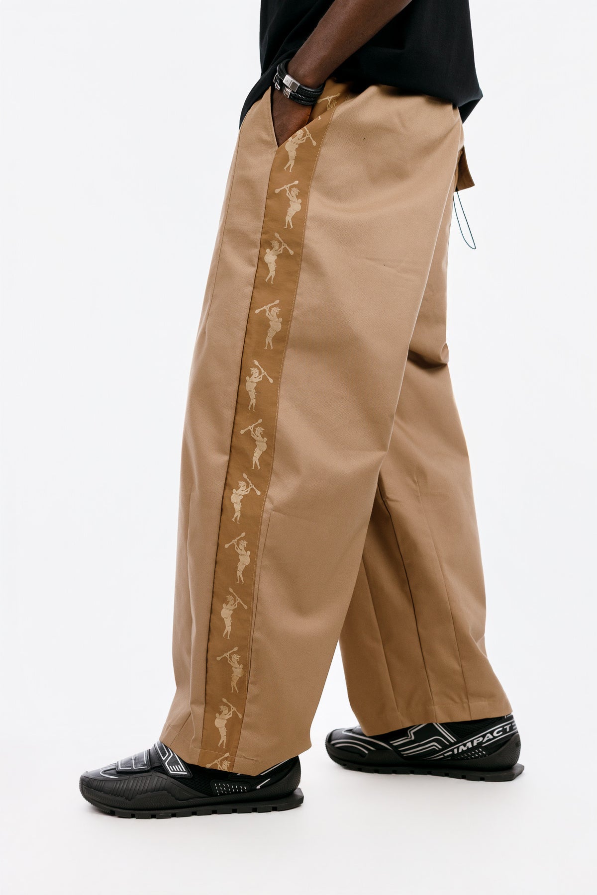 ASILI DART PANT IN BROWN