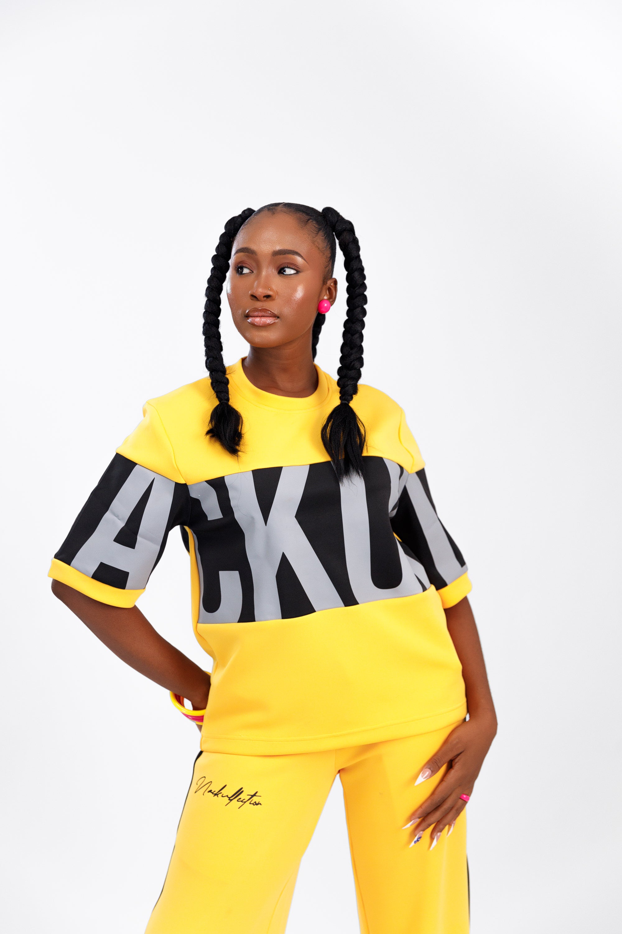 NACK Holiday Fit in Yellow & Black