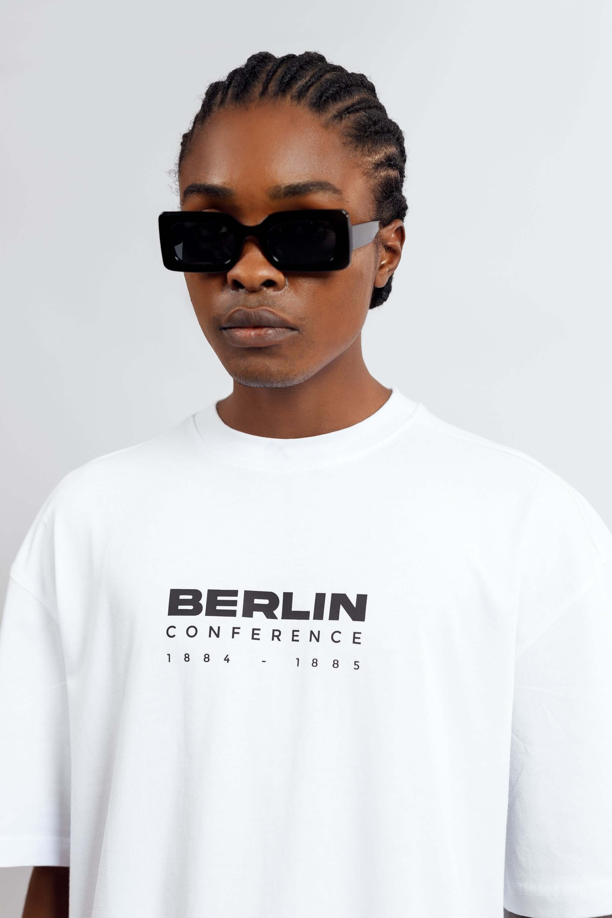 Berlin Conference Tee in White -