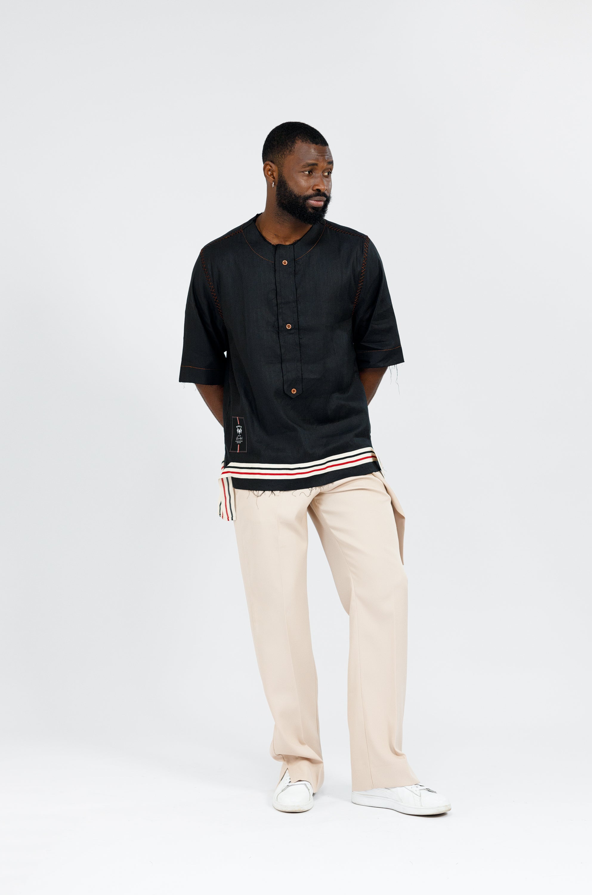 Native Linen Top in Black