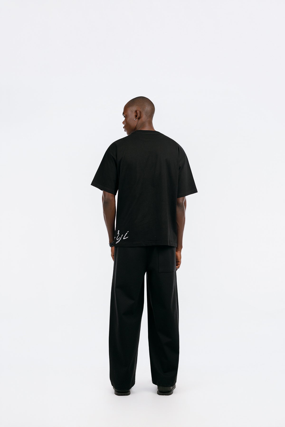 Mursi Tee in Black