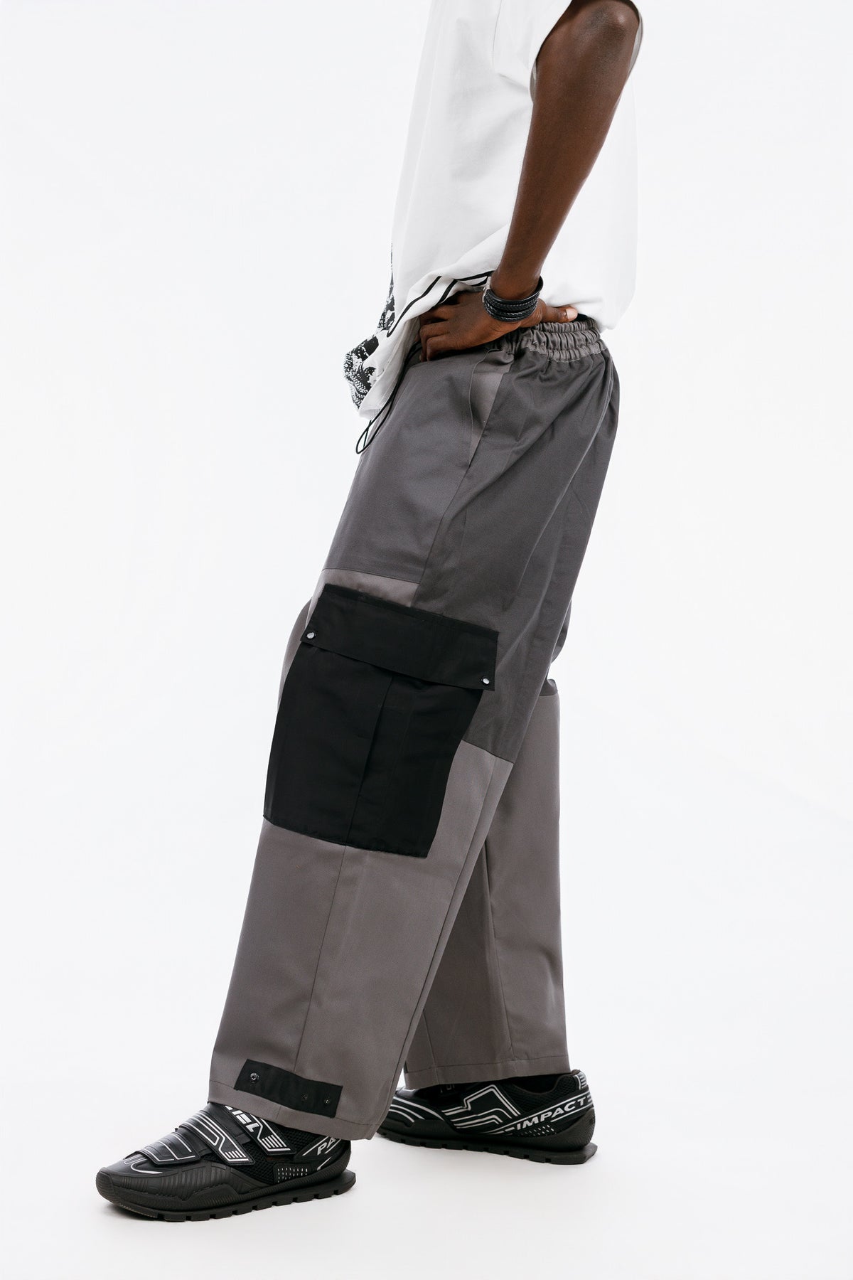Asili Balloon Pant in Grey