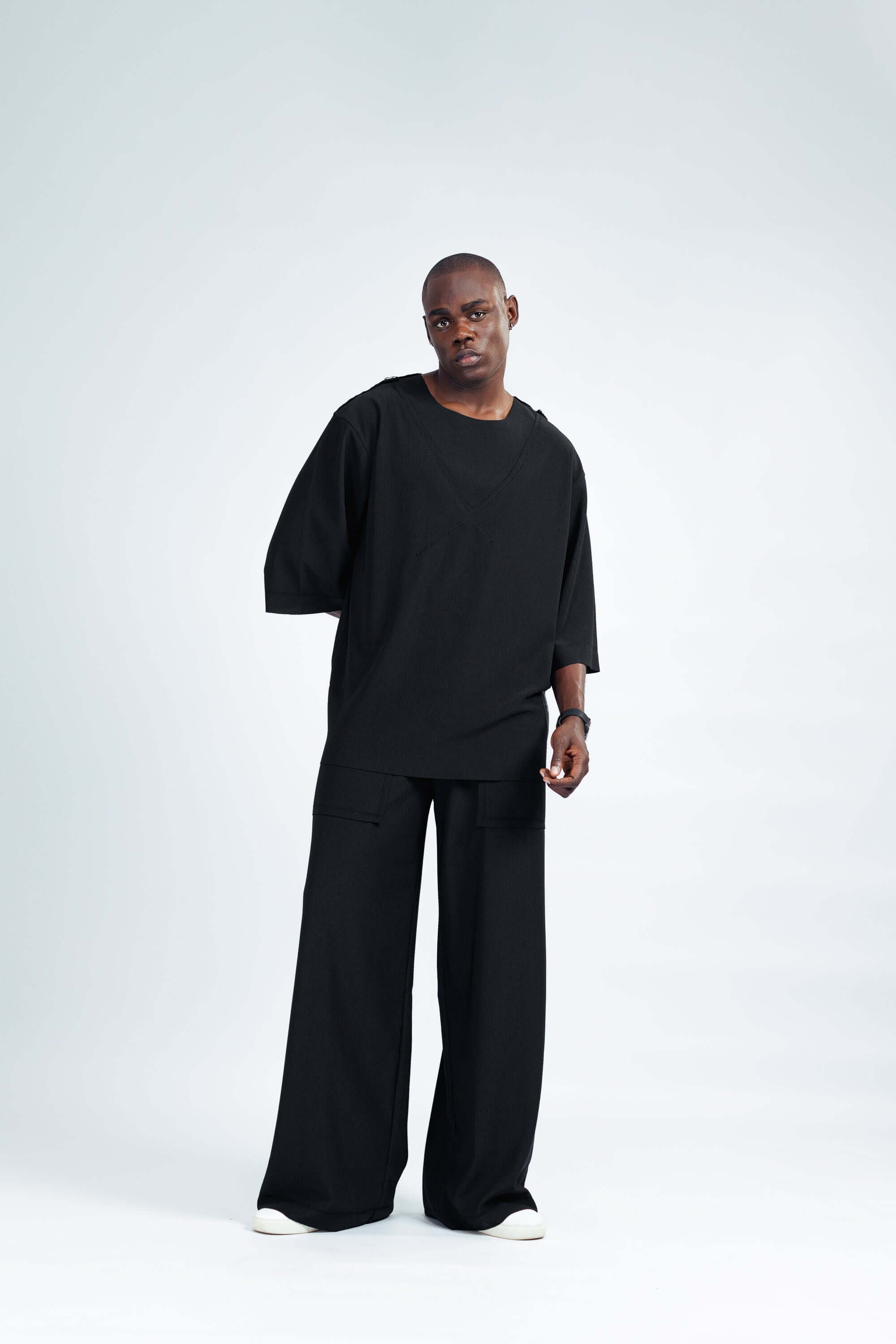 Zen 2pcs 2.0 in Black - Clothing