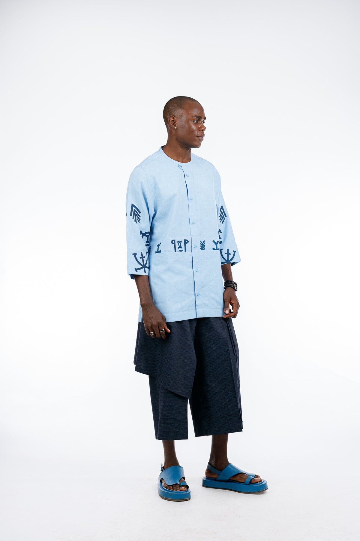 Adigun 3quarter Pant In Navy Blue