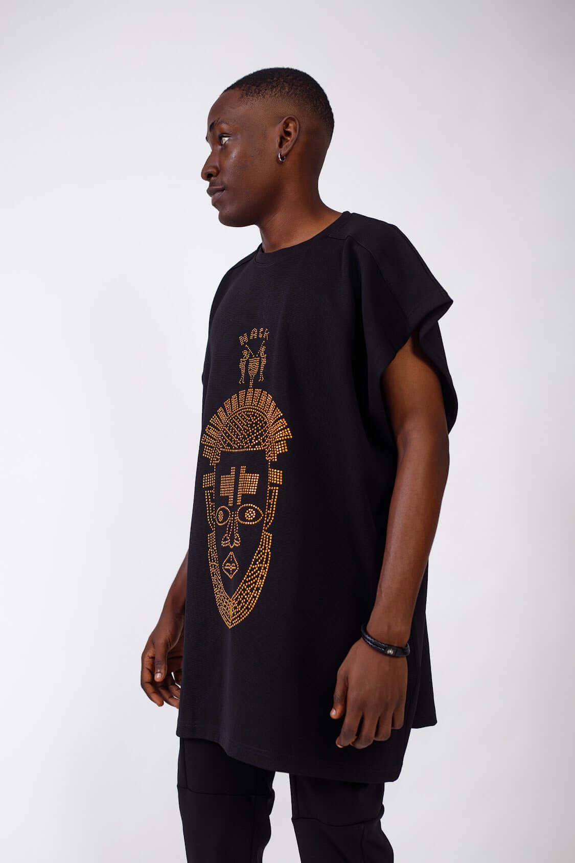 Festac Top in Black - Shirts & Tops